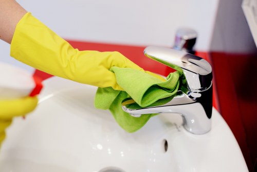 Professional oven cleaning service for a Barnes home kitchen